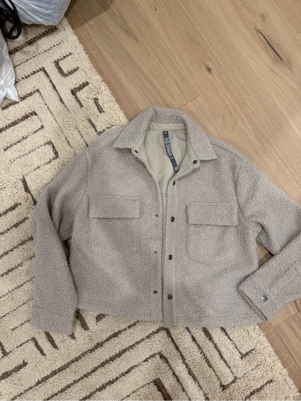 Vuori Women’s Taupe Sherpa Shirt Jacket